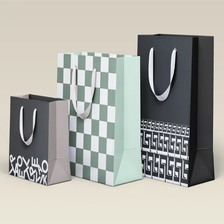 Custom printed paper shopping bags with twisted handles for retail