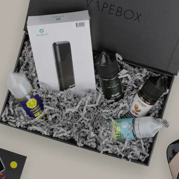 Large vape subscription mailer boxes for monthly product delivery and branding